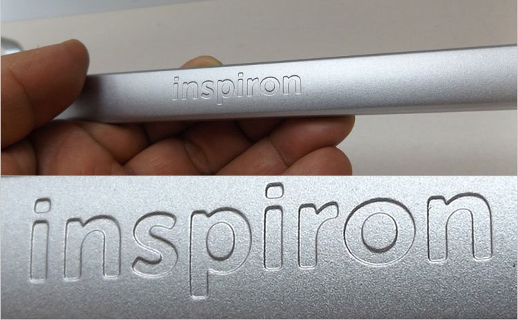 inspironロゴの型